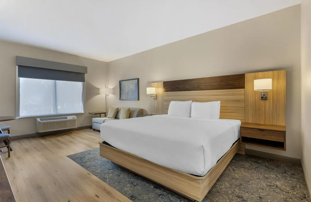 Best Western Plus Orlando East - Ucf Area-1