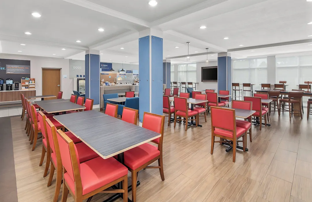 Holiday Inn Express Hotel & Suites Palm Bay By Ihg-1