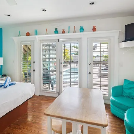 Wicker Guesthouse-2