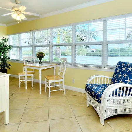 Barefoot Beach Resort-2