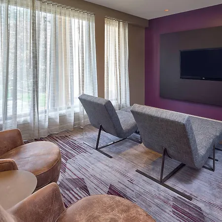 Sonesta Select Miami Lakes-3