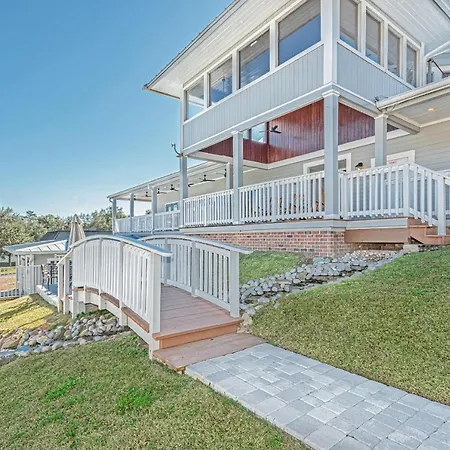 Seven Hills Suites-2
