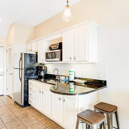 Inn At Seacrest 403-2