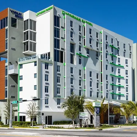 Wyndham Garden Miami International Airport-3