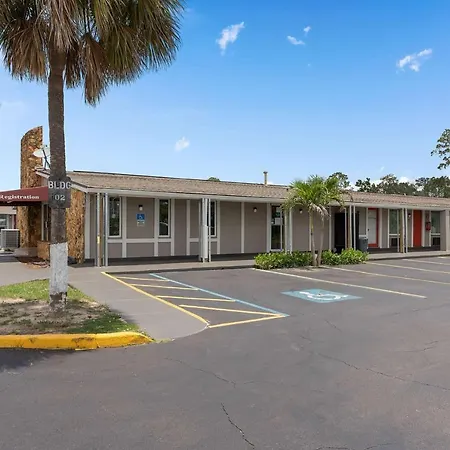 Super 8 By Wyndham Kissimmee-Orlando-2