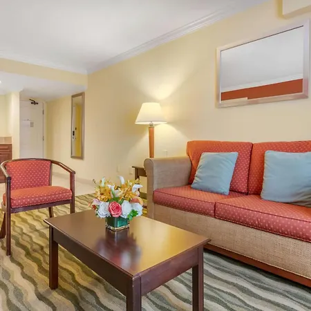 Best Western Plus Palm Beach Gardens Hotel & Suites And Conference Ct-2