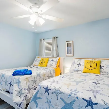 Upham Beach Inn - Entire Property-3