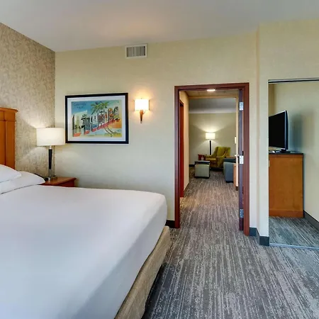 Drury Inn&Suites Orlando near Universal Orlando Resort-3