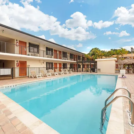 Quality Inn Florida City - Gateway To The Keys-3