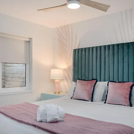 Haley'S Court Boutique Motel-2
