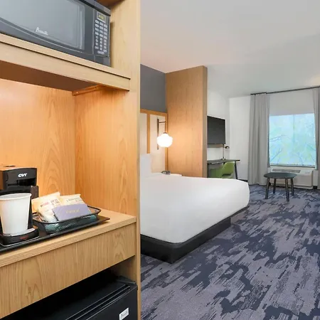 Fairfield By Marriott Inn & Suites Cape Coral North Fort Myers-3