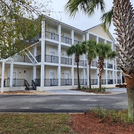 30-A Inn & Suites-2