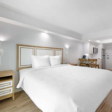 Best Western Plus Beach Resort-3