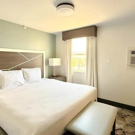 Best Western Plus Daytona Inn Seabreeze-3