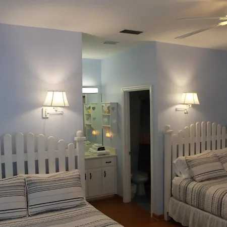 Turtle Beach Inn-3