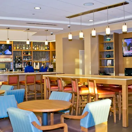 Hyatt Place Pensacola Airport-2