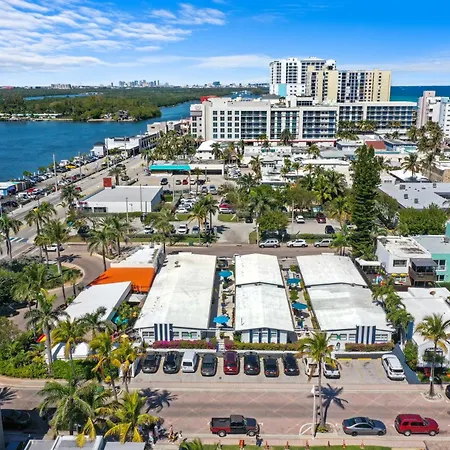Hollywood Beach Suites And Hotel-2
