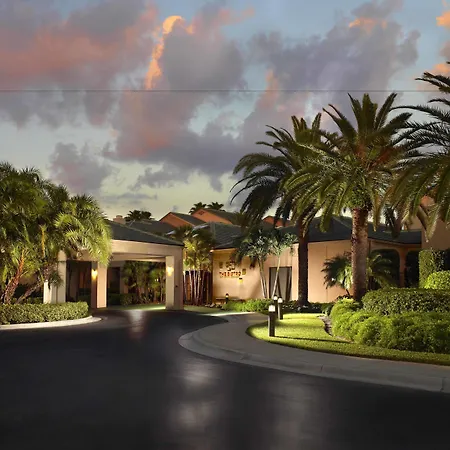 Courtyard By Marriott West Palm Beach-3