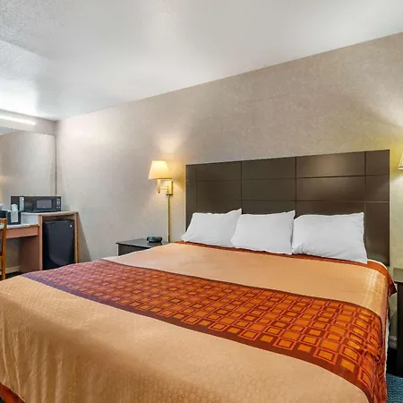Rodeway Inn Clearwater-Largo-3