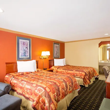 Knights Inn Port Charlotte-3