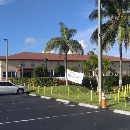 Belmont Inn & Suites-3