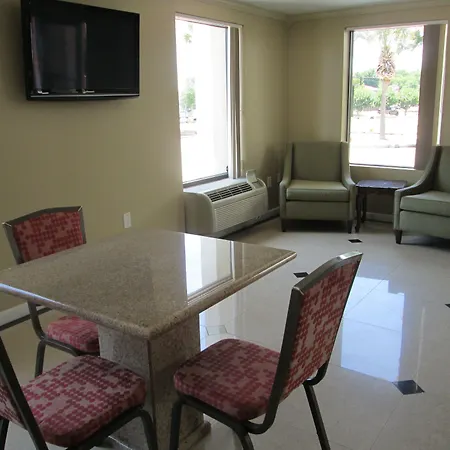 Regency Inn Near Boardwalk & Hurlburt Field-3