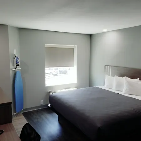 Hathaway Inn-2