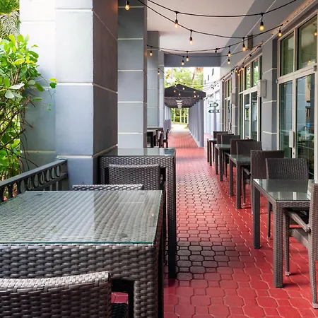 Holiday Inn Miami-Doral Area By Ihg-3