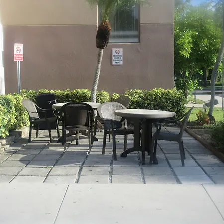 Sleep Inn Miami Airport-2