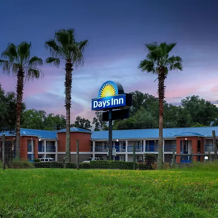 Days Inn By Wyndham Chipley-2
