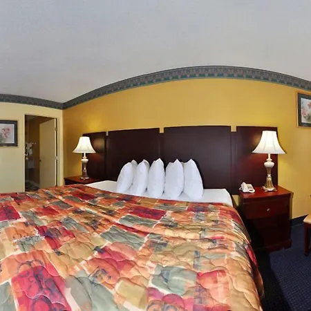 Days Inn By Wyndham Chipley-3
