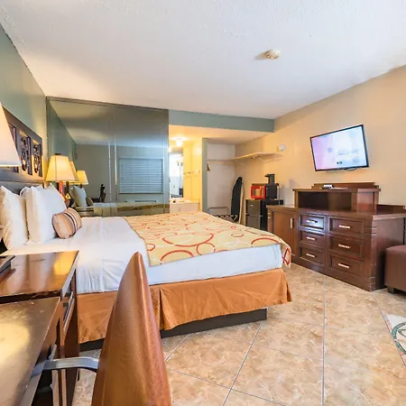 Sevilla Inn Kissimmee- Near Disney-3