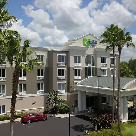 Holiday Inn Express And Suites Tampa I-75 At Bruce B. Downs By Ihg-3