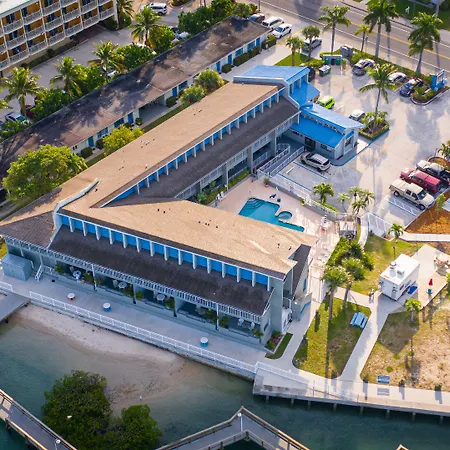Dockside Inn & Resort-2