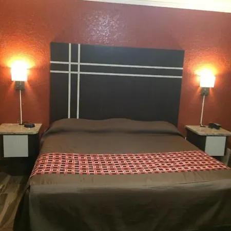 Budget Inn Of Avon Park-3