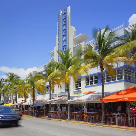 Hotel Breakwater South Beach-2