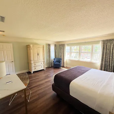 Bayfront Inn-2