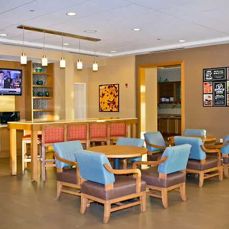 Hyatt Place Pensacola Airport-3