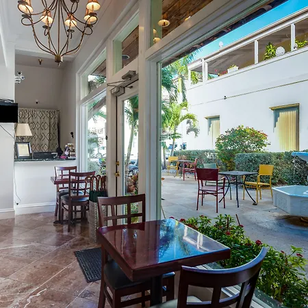 Palm Beach Historic Inn-2