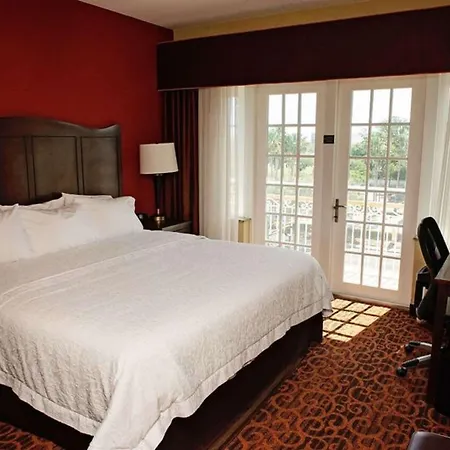 Hampton Inn & Suites Bradenton-2