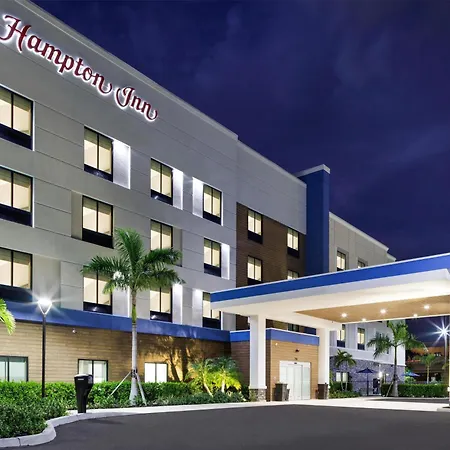 Hampton Inn Fort Myers Downtown-3