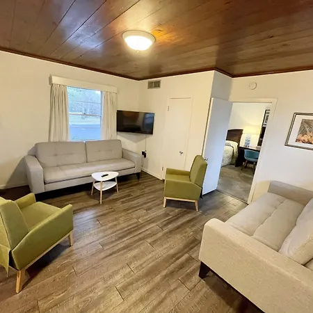 Surf Studio Beach Resort-2