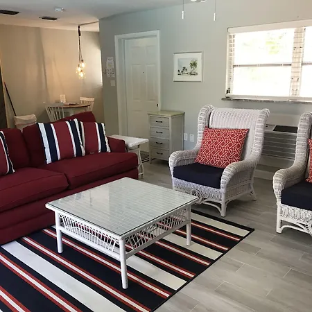 Sunshine Island Inn - Adults Only-3