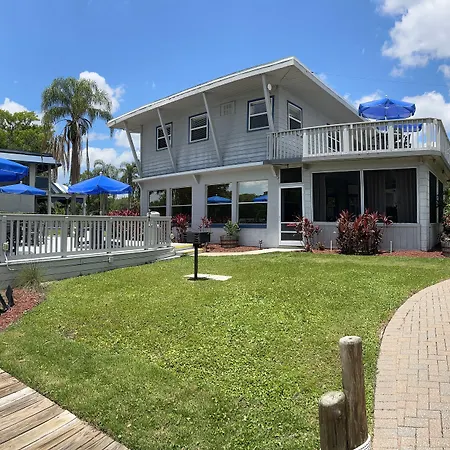 Hontoon Landing Resort & Marina-2