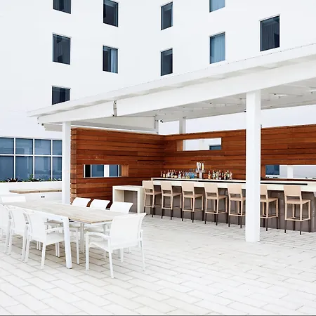 Ac Hotel By Marriott Miami Aventura-2