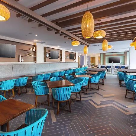 Holiday Inn Express & Suites Orlando At Seaworld By Ihg - With Free Shuttle Service To Seaworld Parks-2