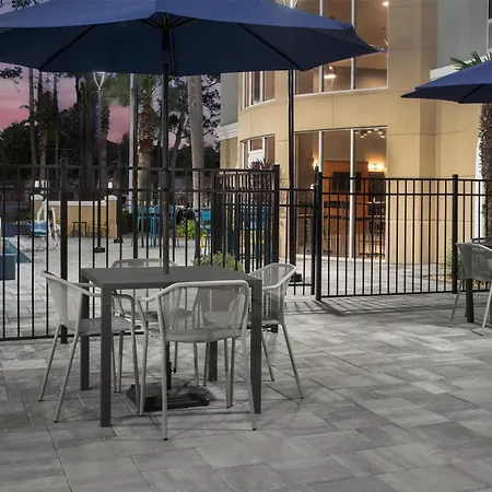Hampton Inn & Suites Lake City-2