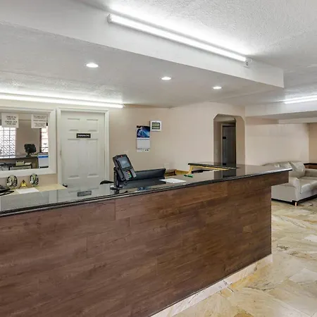 Rodeway Inn Clearwater-Dunedin-2