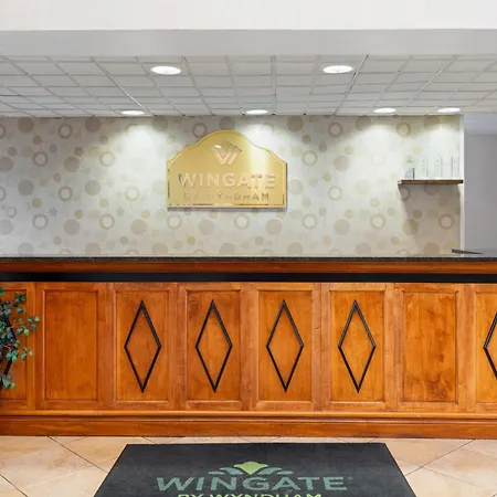 Wingate By Wyndham Destin-3