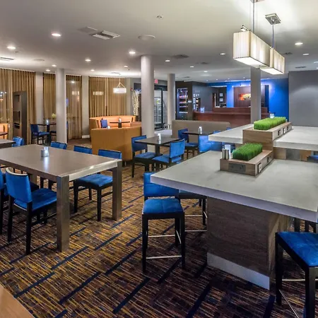 Courtyard By Marriott Panama City-3